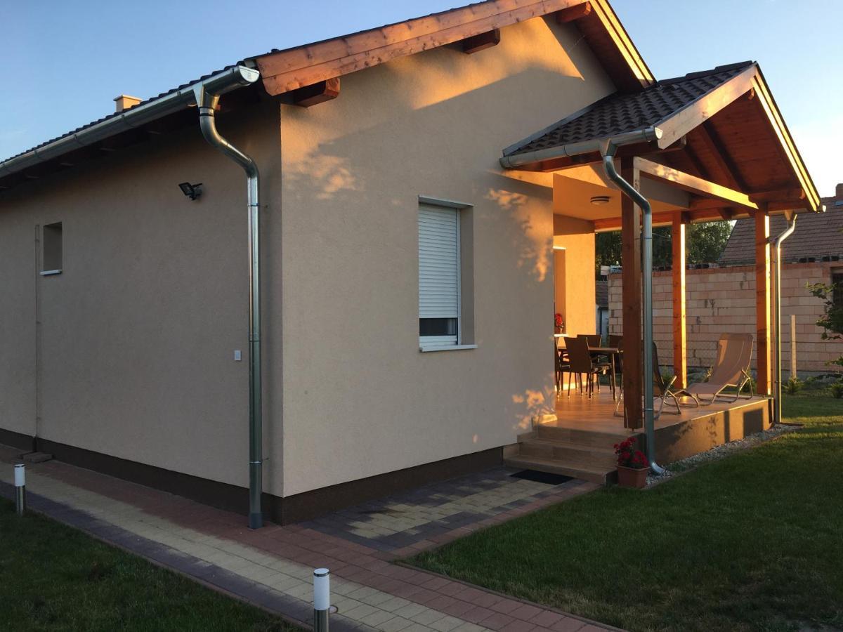 הוילה Balatonmáriafürdő Konrad Apartman מראה חיצוני תמונה